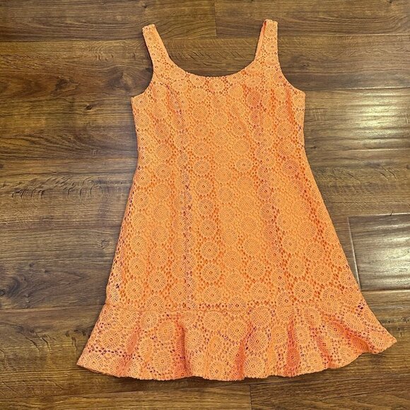 Lilly Pulitzer Dresses & Skirts - Lilly Pulitzer lace mini dress